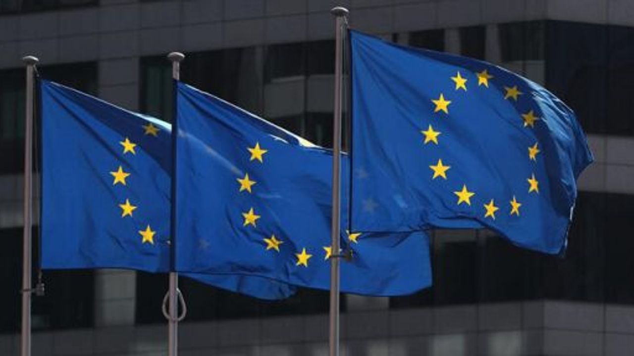 AB, vergi kara listesini güncelledi