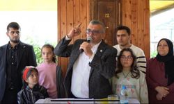Alanya''da, Ömer Zavlak, partisi CHP' den istifa etti.