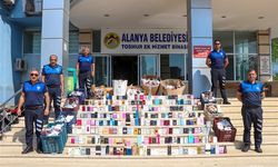 ALANYA BELEDİYESİ BİNLERCE ŞİŞE SAHTE PARFÜMÜ İMHA ETTİ