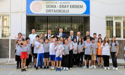 ALANYA’DA 2024-2025 EĞİTİM ÖĞRETİM YILI HEYECANI İLK DERS ZİLİNİN ÇALMASIYLA BAŞLADI