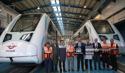 Türkiye'nin milli hızlı treni raylara inmeye hazırlanıyor