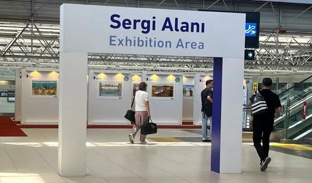 Antalya Havalimanı’nda Turizm Karikatürleri Sergisi açıldı