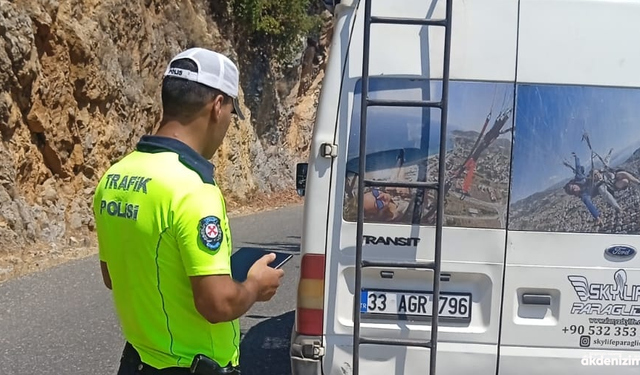 YOLCU TAŞIYAN ARAÇLARA YÖNELİK TRAFİK DENETİMİ YAPILDI