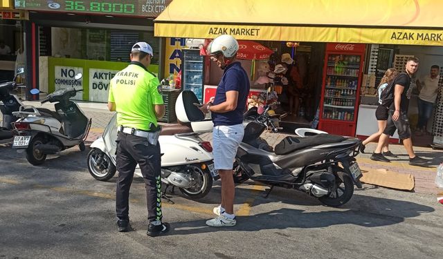 ALANYA’DA MOTOSİKLET SÜRÜCÜLERİNE YÖNELİK DENETİMLER GERÇEKLEŞTİRİLDİ