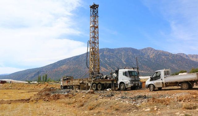 KIRSAL MAHALLELERİN İÇME SUYU SORUNLARI ÇÖZÜLÜYOR