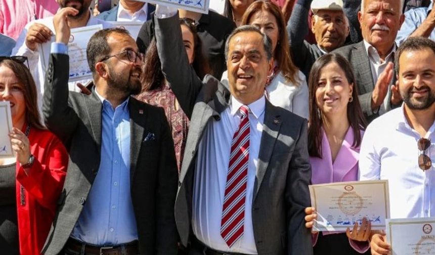 Gazipaşa Belediye Başkanı Yılmaz mazbatasını aldı