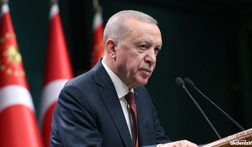 Antalya'daki Personel Krizi Cumhurbaşkanı Erdoğan'ı Çileden Çıkardı: Masaya Yumruğunu Vurdu