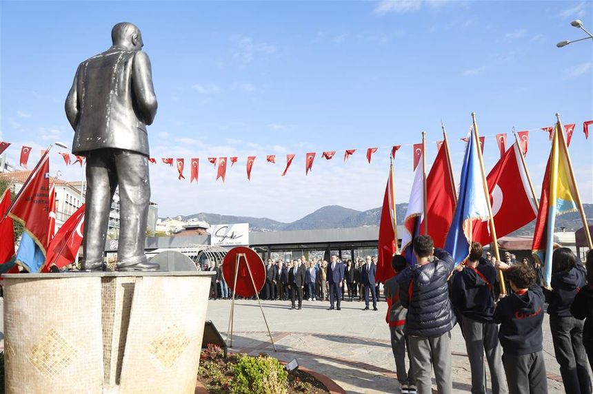 Atatürk'ün Alanya'ya gelişi 89 yıl dönümü törenle kutlandı